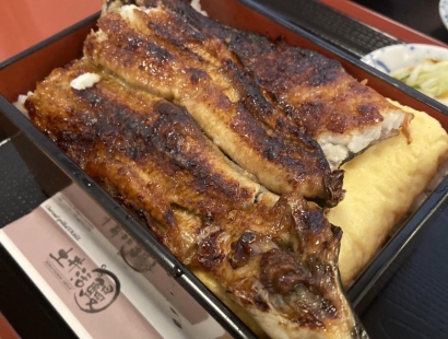 「おすすめグルメ紹介！炭焼鰻 土井活鰻 伏見稲荷本店」